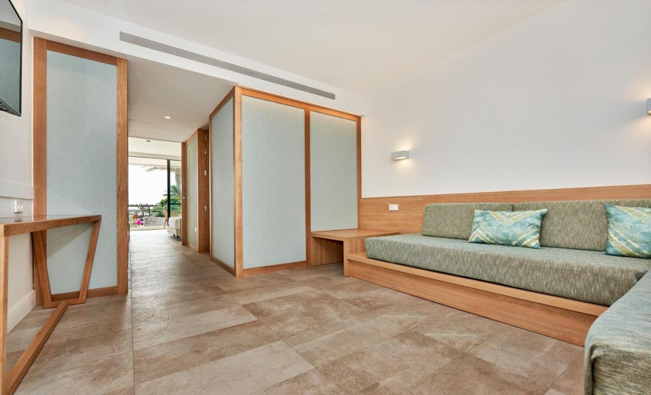Insotel Punta Prima Resort Esterno foto